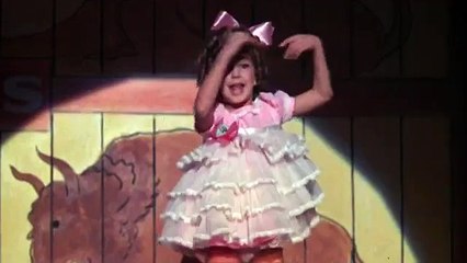 What's the Matter with Helen? Trailer