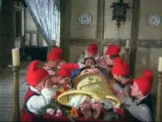 Snow White - Lover's First French Kiss