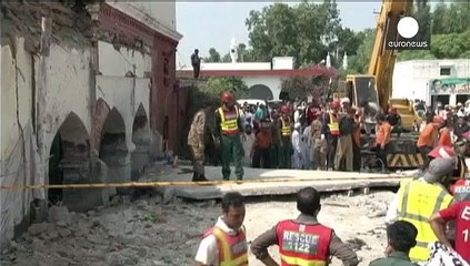 Pakistan: Innenminister bei Bürgersprechstunde in die Luft gesprengt