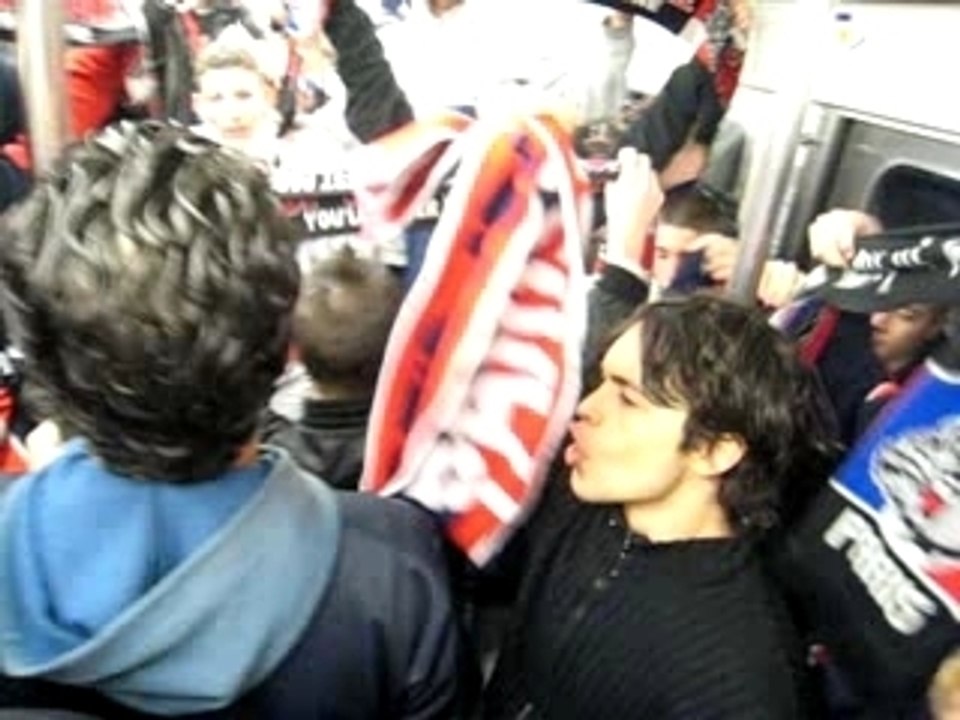 psg - metro en mode écharpe