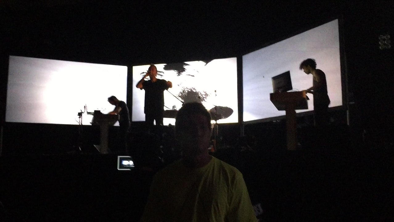 (PINK SEGUE) / Nose Grows Some - Thom Yorke TMB at HOSTESS CLUB ALL-NIGHTER 15/08/2015
