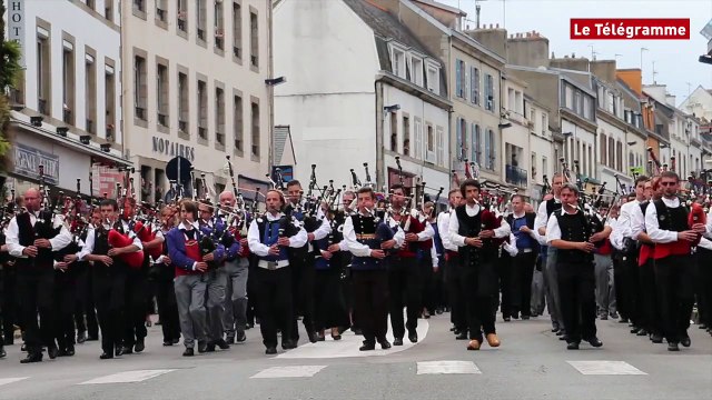 Concarneau. Filets Bleus. Les sonneurs triomphent