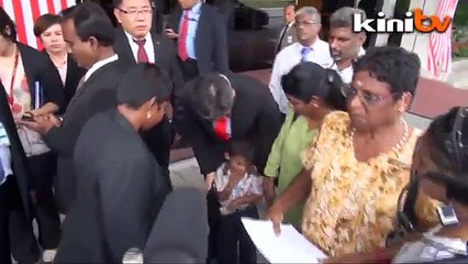 Mother of murdered political aide seeks justice