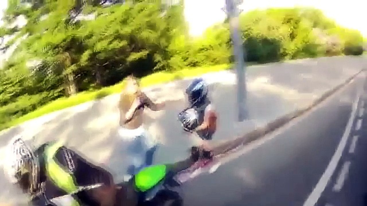 Заавал үзээрэй. Үнэхээр гоё бичлэг шүү :)