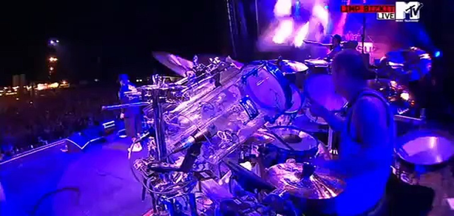 Limp Bizkit - Take a look around [HD] [Live@MTV Rock am Ring 2009]