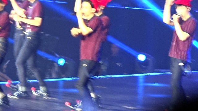 150816 EXO XOXO 換衫PART LUCKY (CHEN FOCUS ,WITH XIUMIN AND LAY)