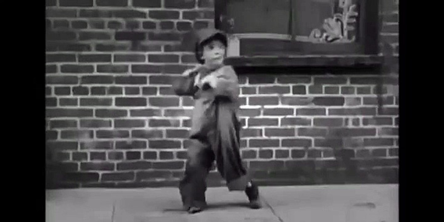 Los mejores gags de Charles Chaplin: Rompiendo cristales