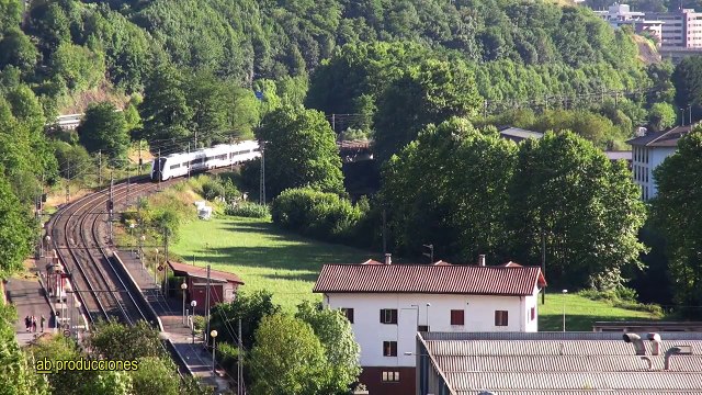 TRAINSPOTTING (VOL. 169). Trenes renfe. Música: Como Entrenar a tu Dragón (Score Suite).