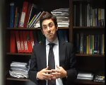 Un economista de la Universidad de Navarra explica cómo salir de la crisis