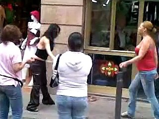 pelea de dos travesti en bcn raval