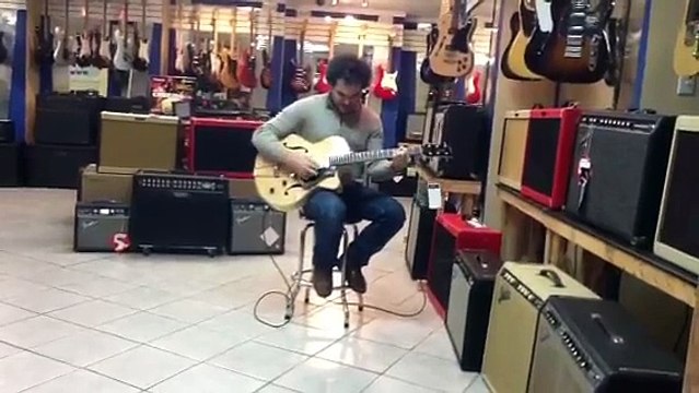 Godin 5th Avenue Jazz