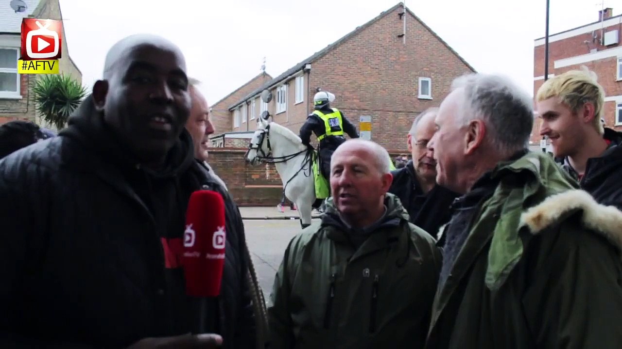 Spurs Fans Give Robbie Stick about Harry Kane !!! - Tottenham 2 Arsenal 1