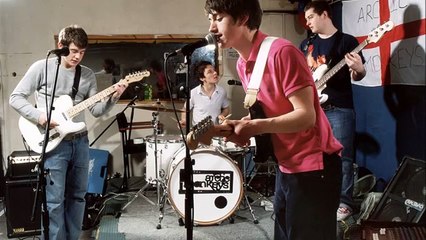 Arctic Monkeys live at The Forum 2004 (audio)