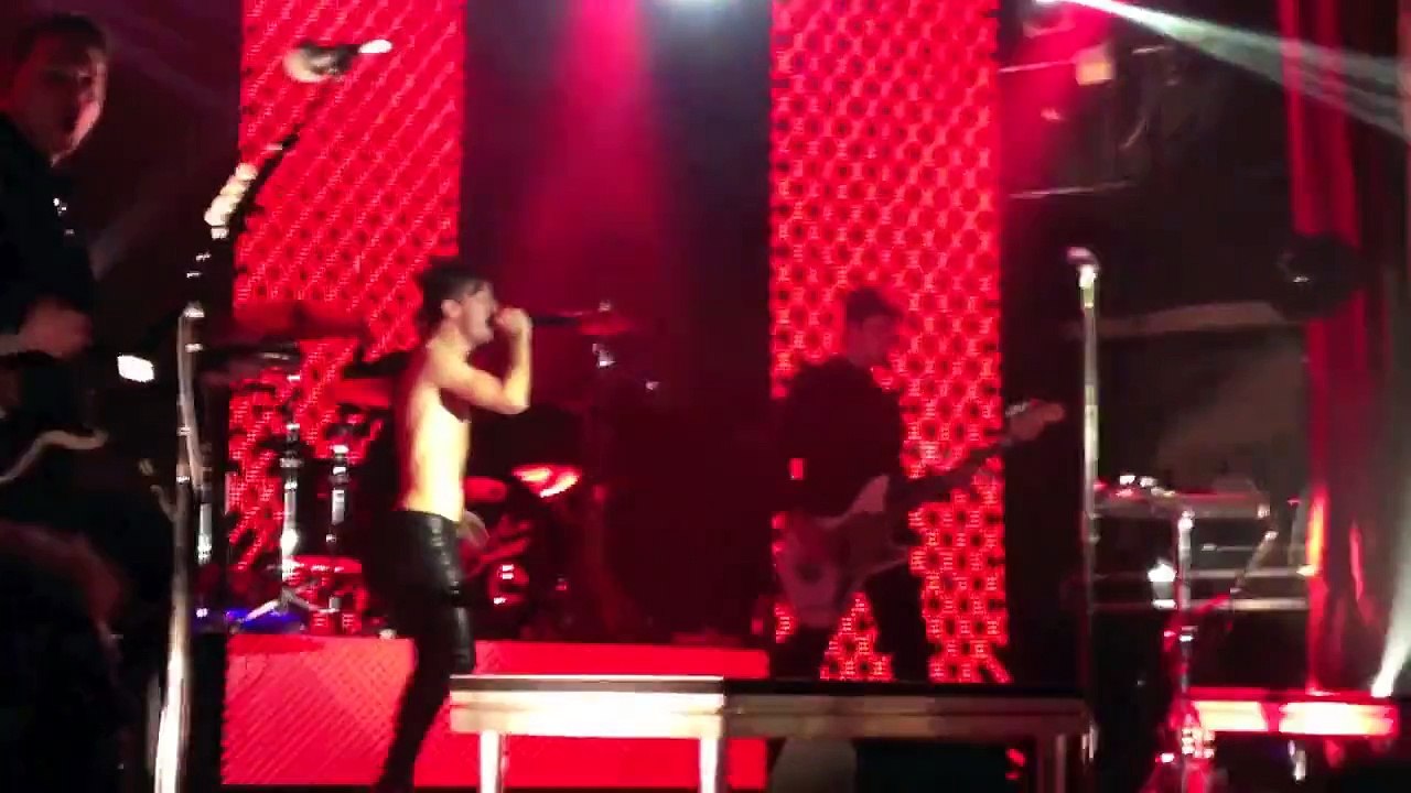 i write sins not tragedies PATD 1/25/14 bogarts cincinnati, oh