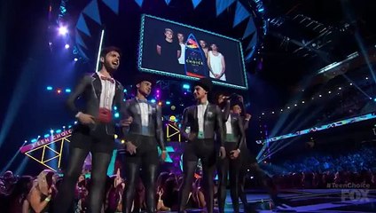 One Direction arrasa en los Teen Choice Awards 2015