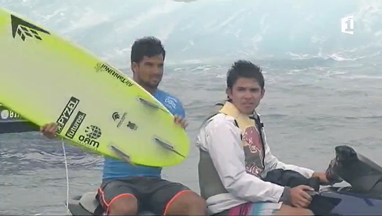 Michel BOUREZ Round 2, Billabong Pro 16 08 2015