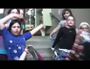 LIPDUB - Wavin Flag - La Tuque High School 2011