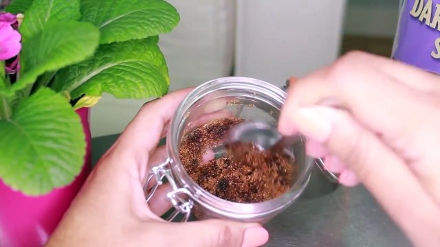 Natural & Moisturizing Winter Skin Care Regimen