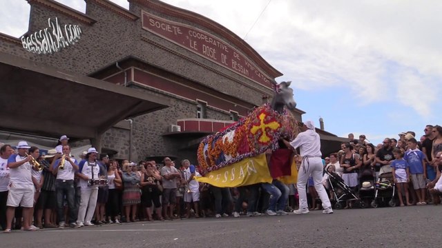 Fête de Bessan - Apéritif à la Cave coopérative