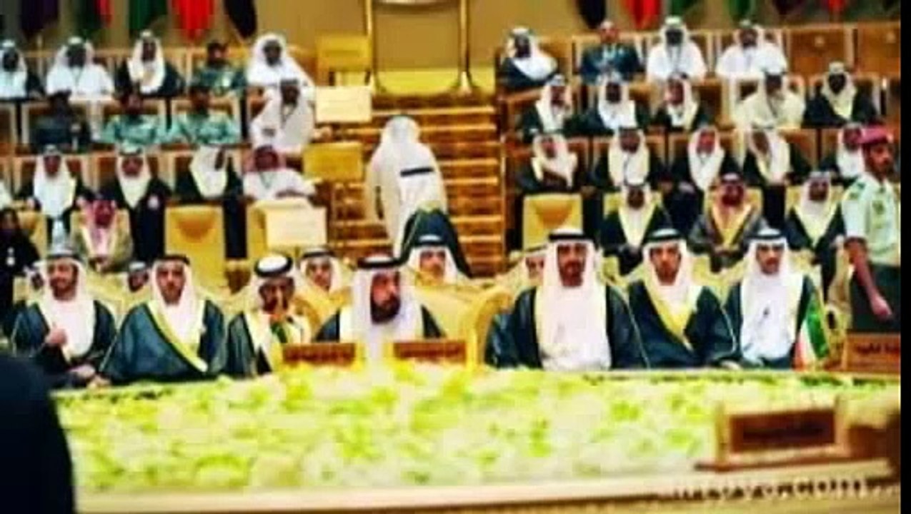 بعض اغاني التخريج في الدورات العسكرية بالامارات