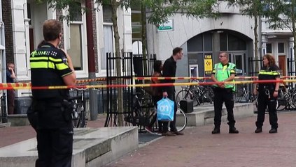 Beelden: McDonalds Westerhaven ontruimd na vondst verdacht pakketje - RTV Noord