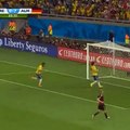 Kaçırdığı gol sonrası Türkçe küfür eden Mesut Özil