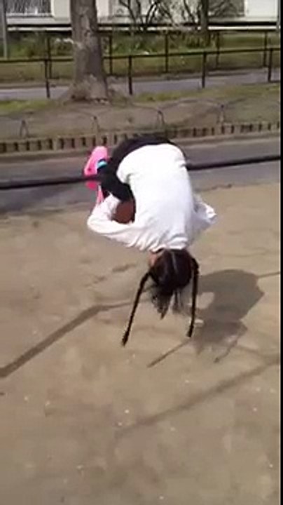 スカート前周り