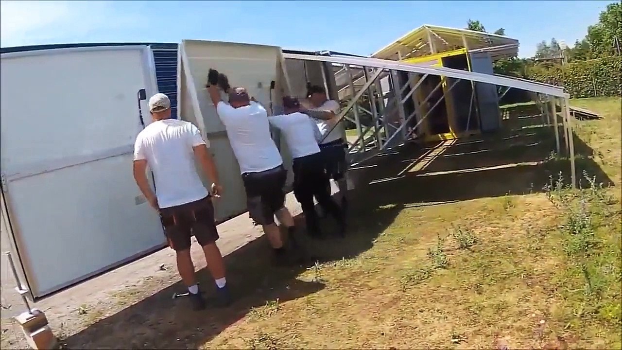 Solar Container (east- west) made by Multicon Solar