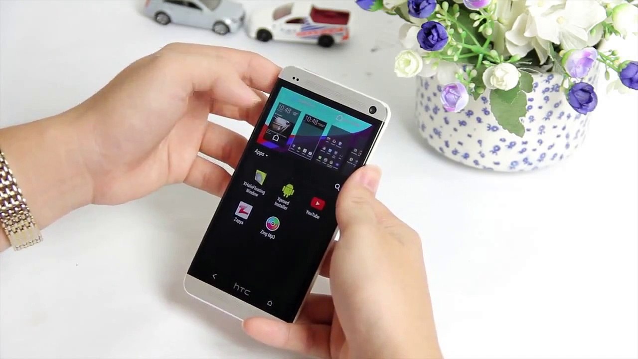 Trải nghiệm giao diện Sense 5.5 và Android 4.3 trên HTC One.
