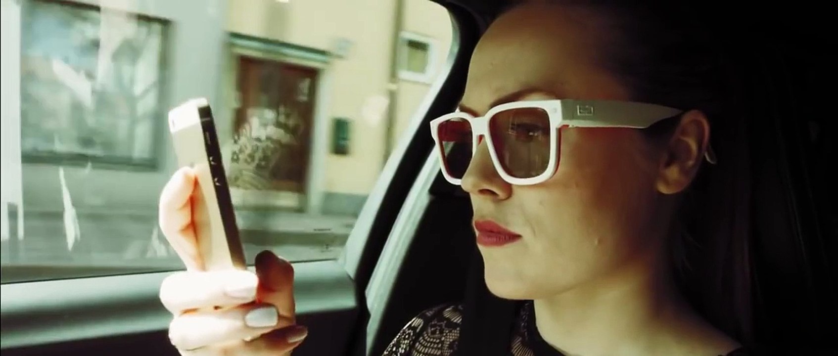Sunglasses with Variable Electronic Tint Control