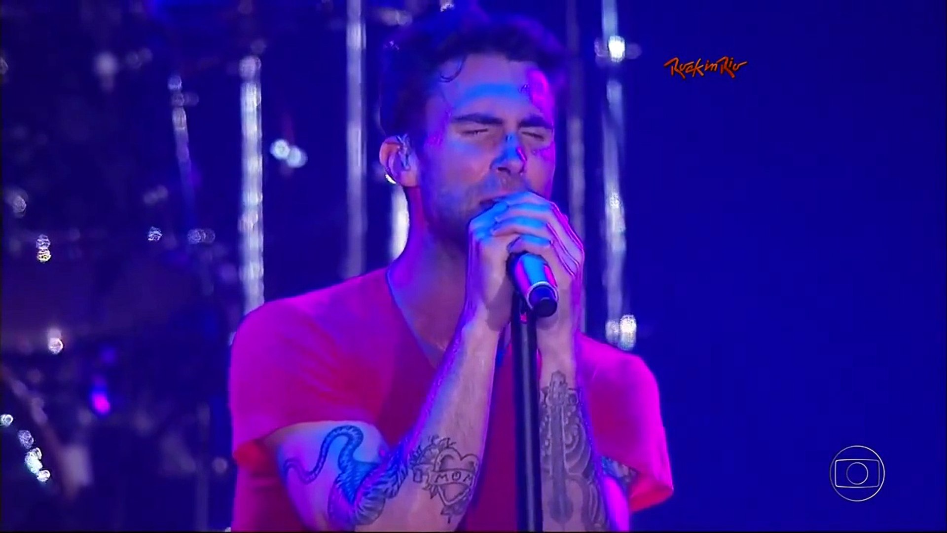 Maroon 5 - She Will Be Loved Live at Rock in Rio (HD)