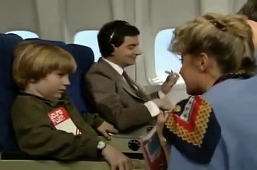 Desene pe manele - (2) Mr. Bean in Avion (2)