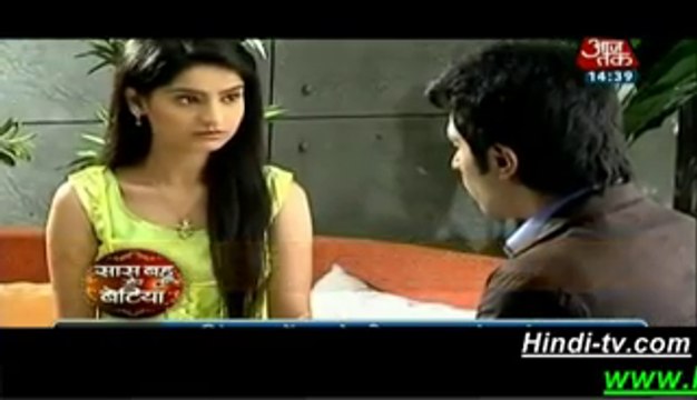 Vidhya Aur Shravan Ki Badhati Nazdikiya Dekh Meera Ko Ho Rahi Hai Jalan - 17 August 2015 - Saath Nibhana Saathiya