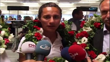 Milli sporcuya şok ceza !