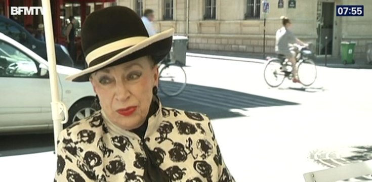 Geneviève de Fontenay compare François Hollande à une limace - ZAPPING ACTU DU 17/08/2015