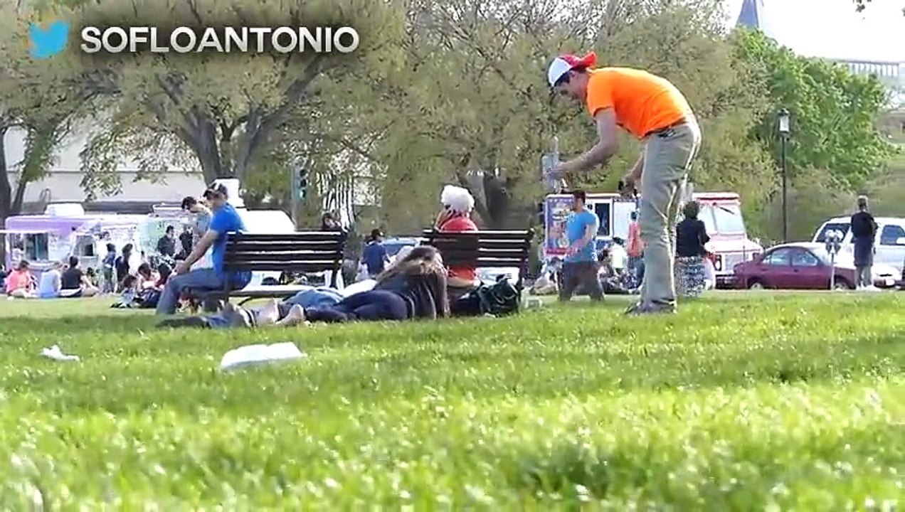 Haircut Prank - Pretending to Cut People's Hair in Public Prank - Public Pranks - Prank Pranks