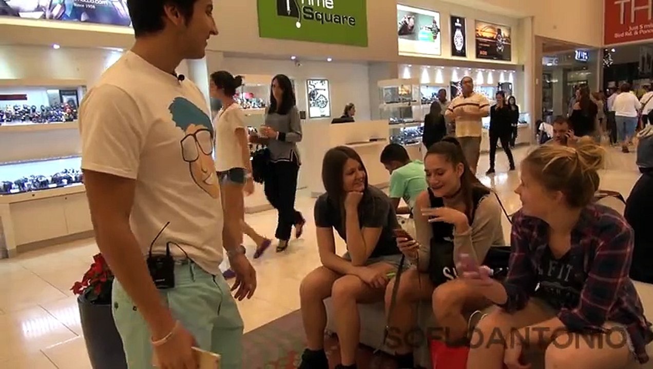 Kissing Prank - Twitter Verified - Kissing Girls using Twitter Verification - How to Kiss ANY Girl