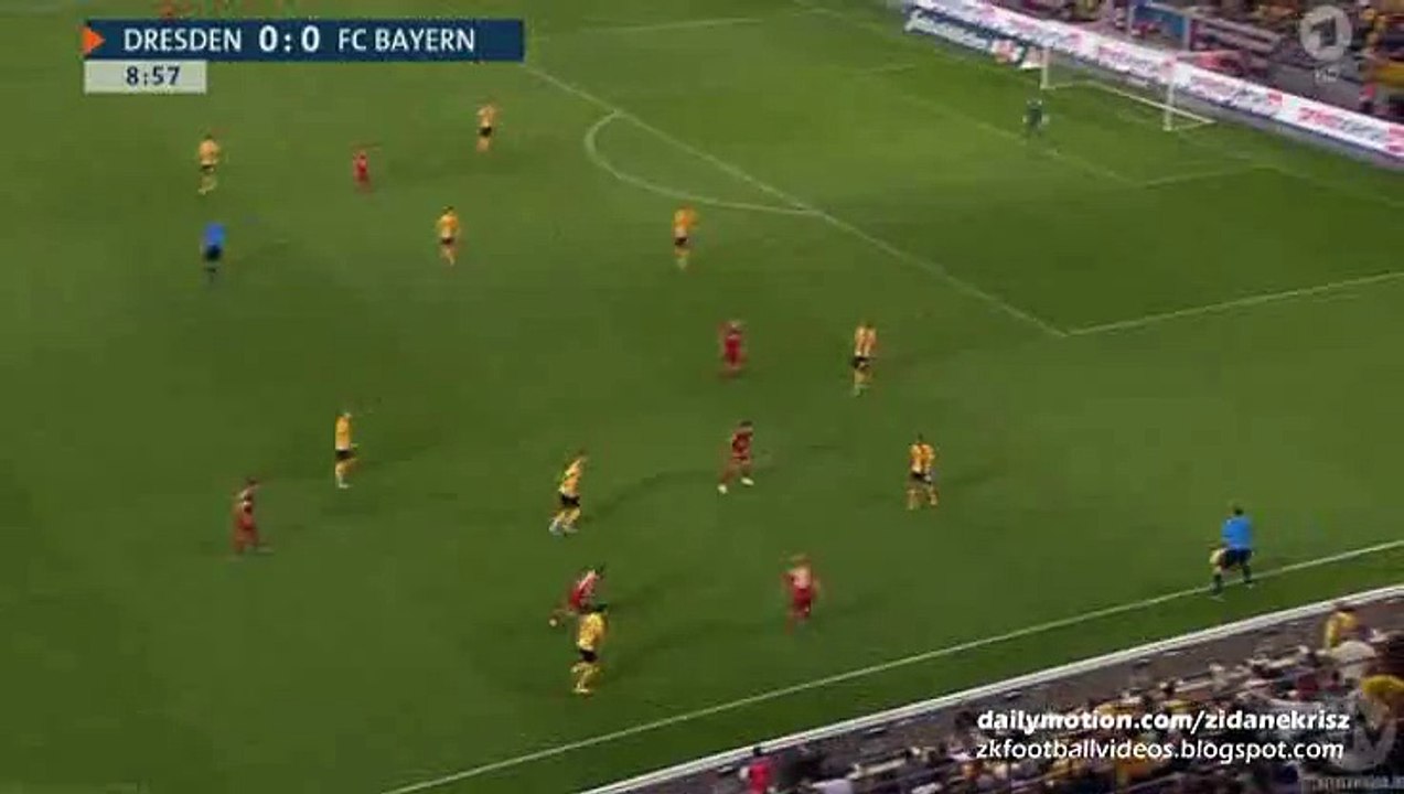 Arjen Robben and Pierre Hojbjerg Fantastic Attack | Dynamo Dresden v. FC Bayern München 17.08.2015 HD