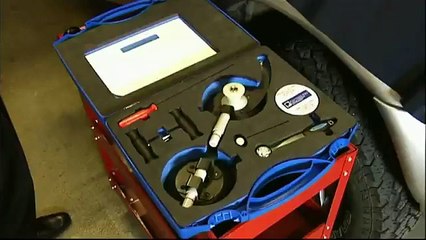 Panther Cut Pro a professional wire based windscreen removal tool