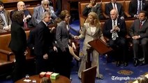 Gabrielle Giffords bids farewell to Congress