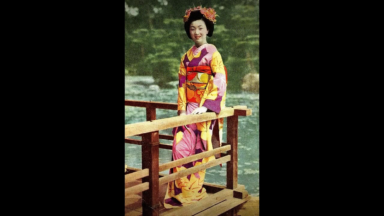 Geisha and Maiko in Kimono, 19th & early 20th century 芸者･舞妓