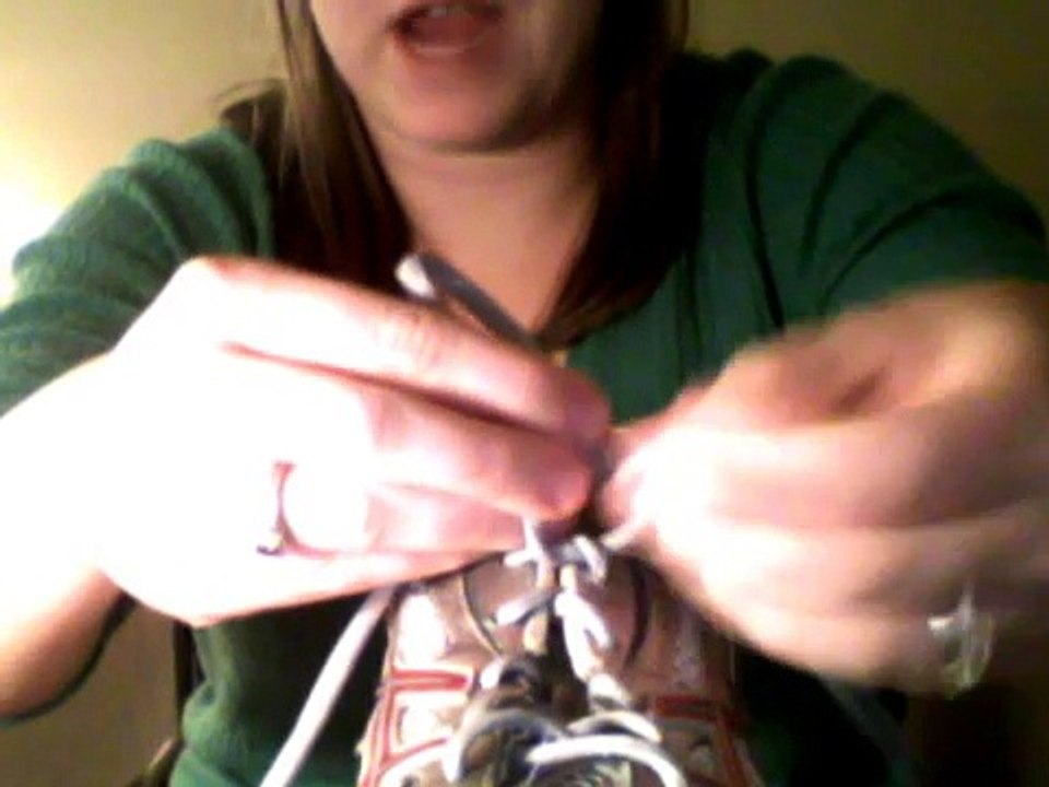 How to Teach Your Child to Tie Their Shoe