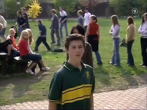 Wie erziehe ich meine Eltern Staffel 2 Folge 21 - Alles ganz anders!