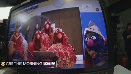 "Sesame Street" puppeteer shows off Horatio the Elephant