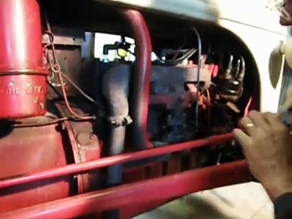 Attempt to start the 1948 Ford 8N Tractor