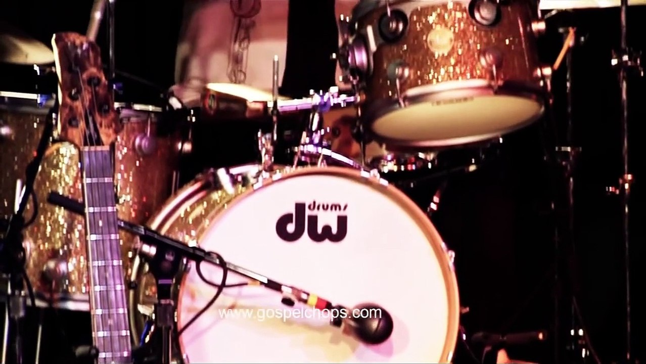 Drum Solo - Peter Erskine Throws Down His GospelChops on BASS SESSIONZ VOL. 1 @ GospelChops.com