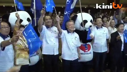 Chua Soi Lek slams 'criminal' MCA veterans