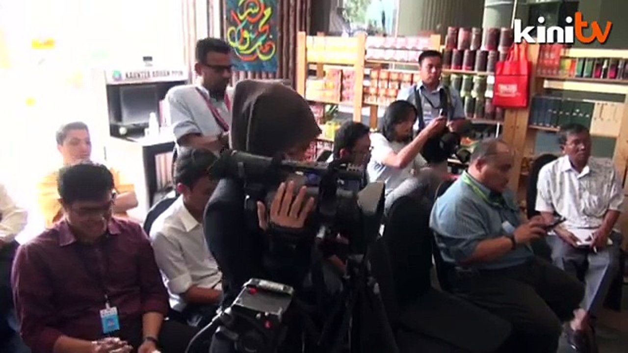 NGOs urge boycott of 'Chinese pro-Pakatan' firms