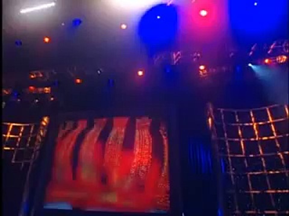 Criss Angel doing magic on AVN Awards Show 2007