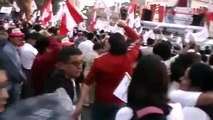 Lima: Jóvenes celebran triunfo de Ollanta Humala -  Elecciones 2011 Perú